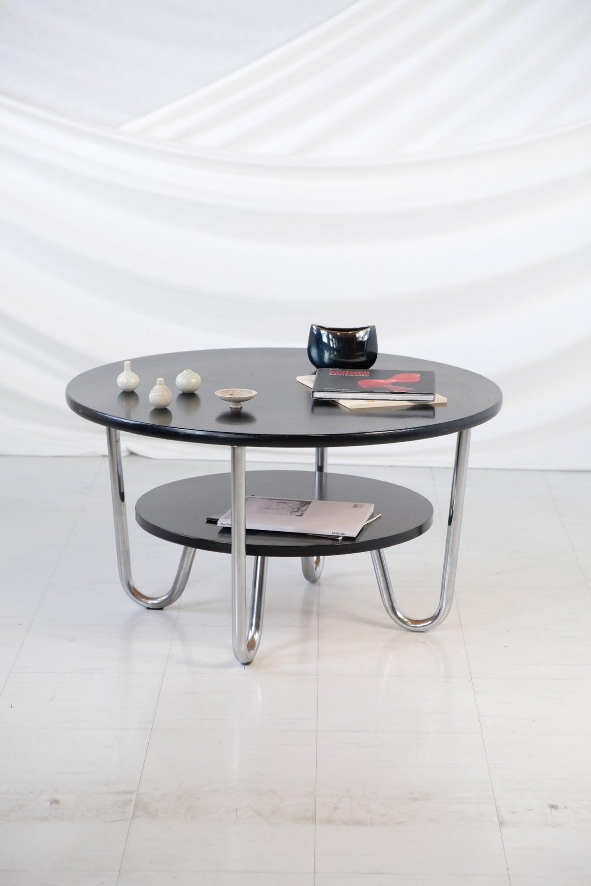 Round Coffee Table with Tubular Steel Legs – 1930s Bauhaus