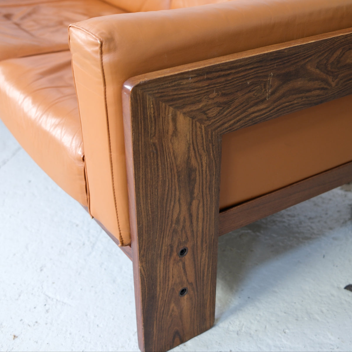 Tobia Scarpa Bastiano 3-Seater Sofa in Cognac Leather and Rosewood