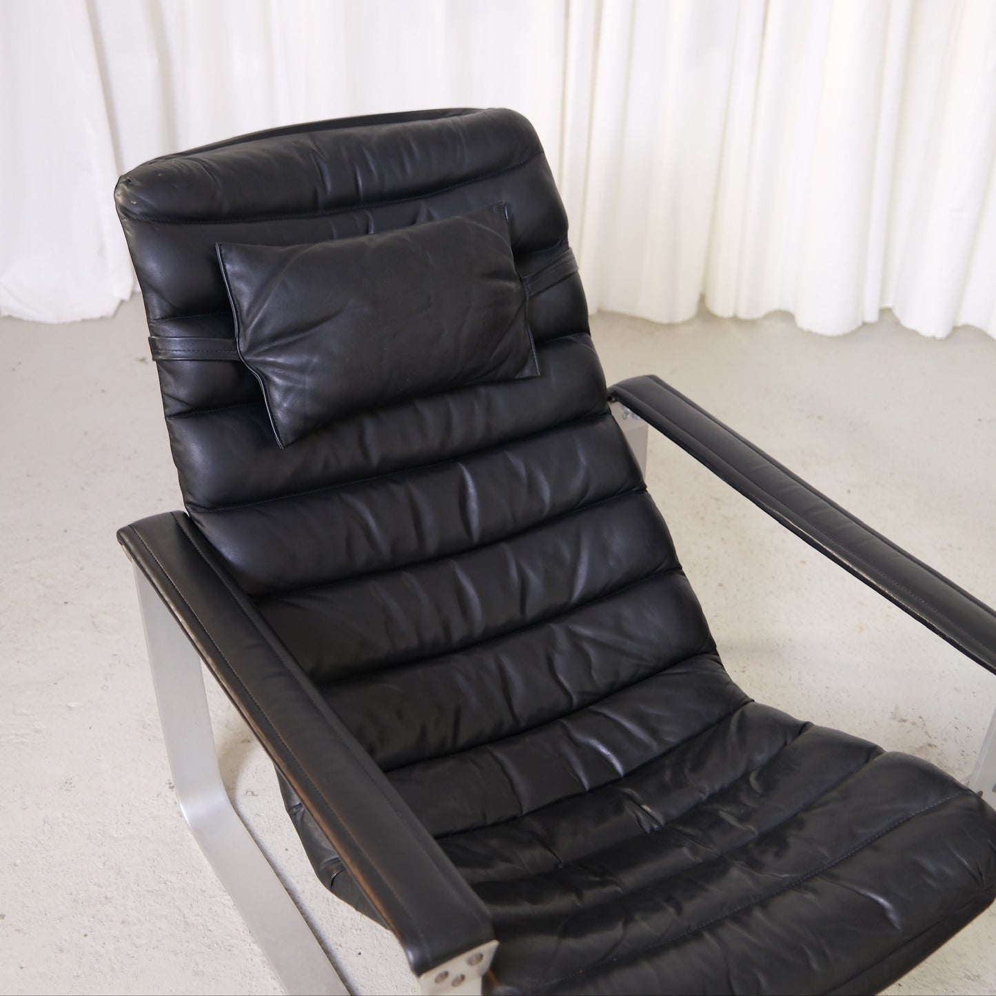 Ilmari Lappalainen Pulkka Lounge Chair with Ottoman in Black Leather