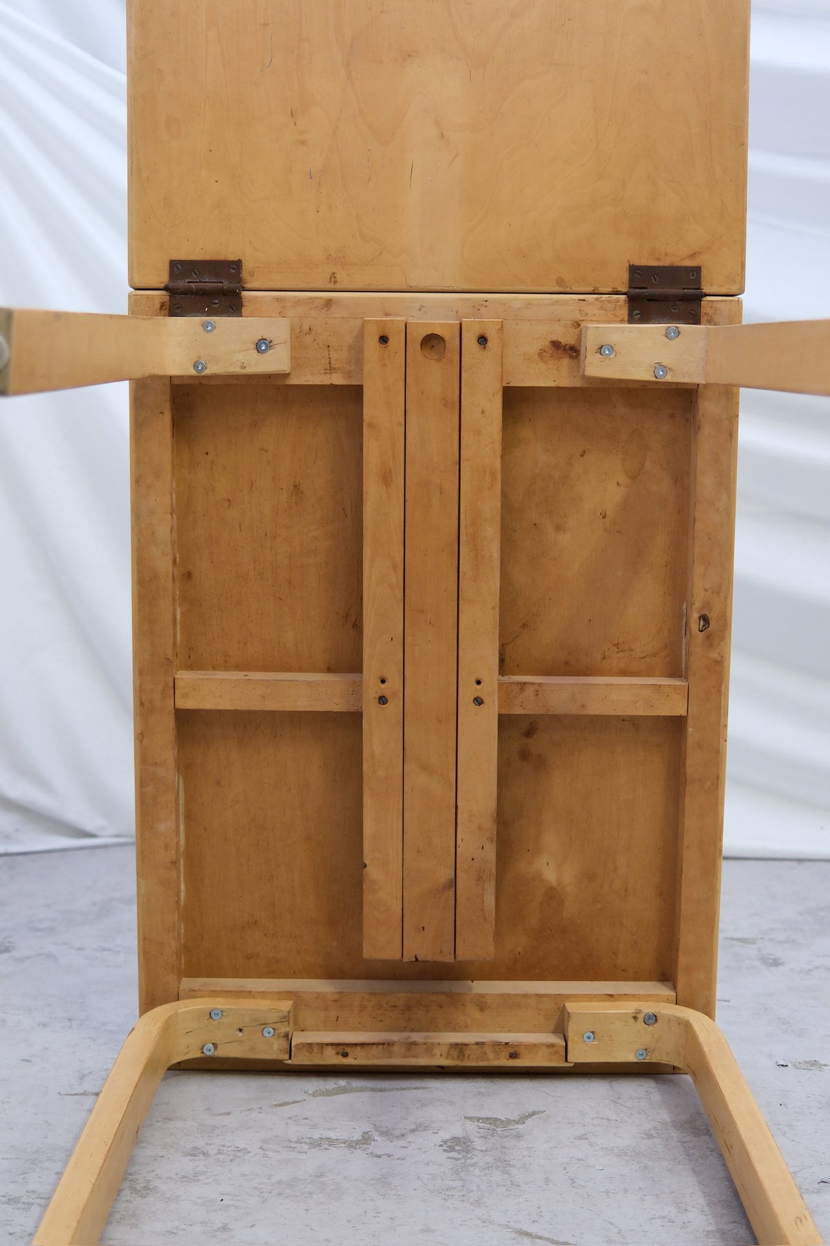 Artek DL82 Drop-Leaf Table OY HUONEKALU- JA RAKENNUSTYTEHDAS AB, 1950/1960S