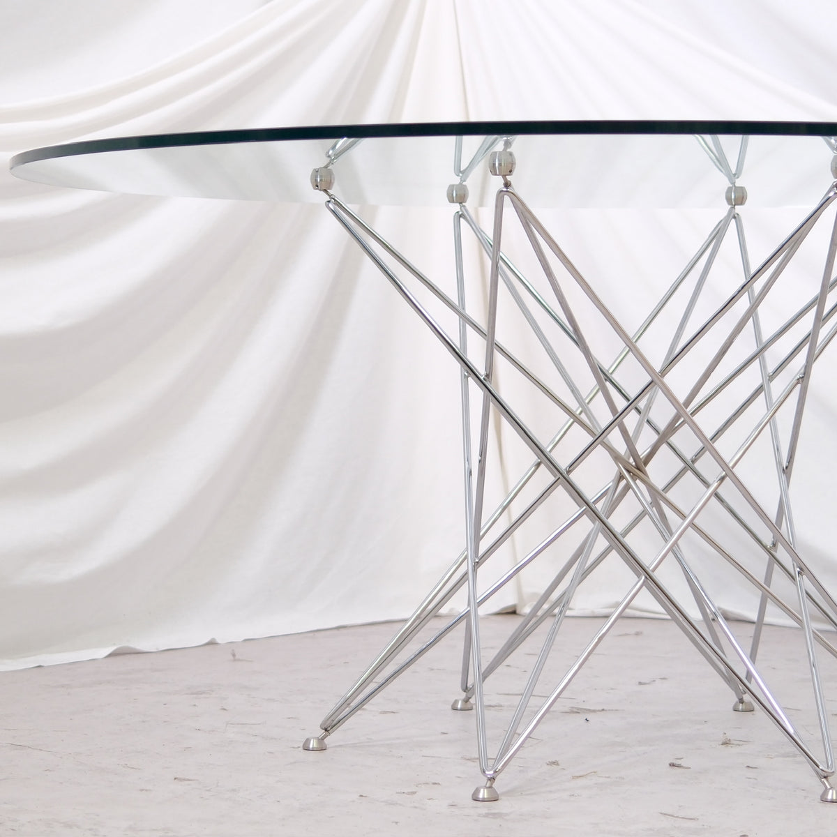 Vintage Bonaldo -pyöreä ruokapöytä, lasikansi, 160 cm