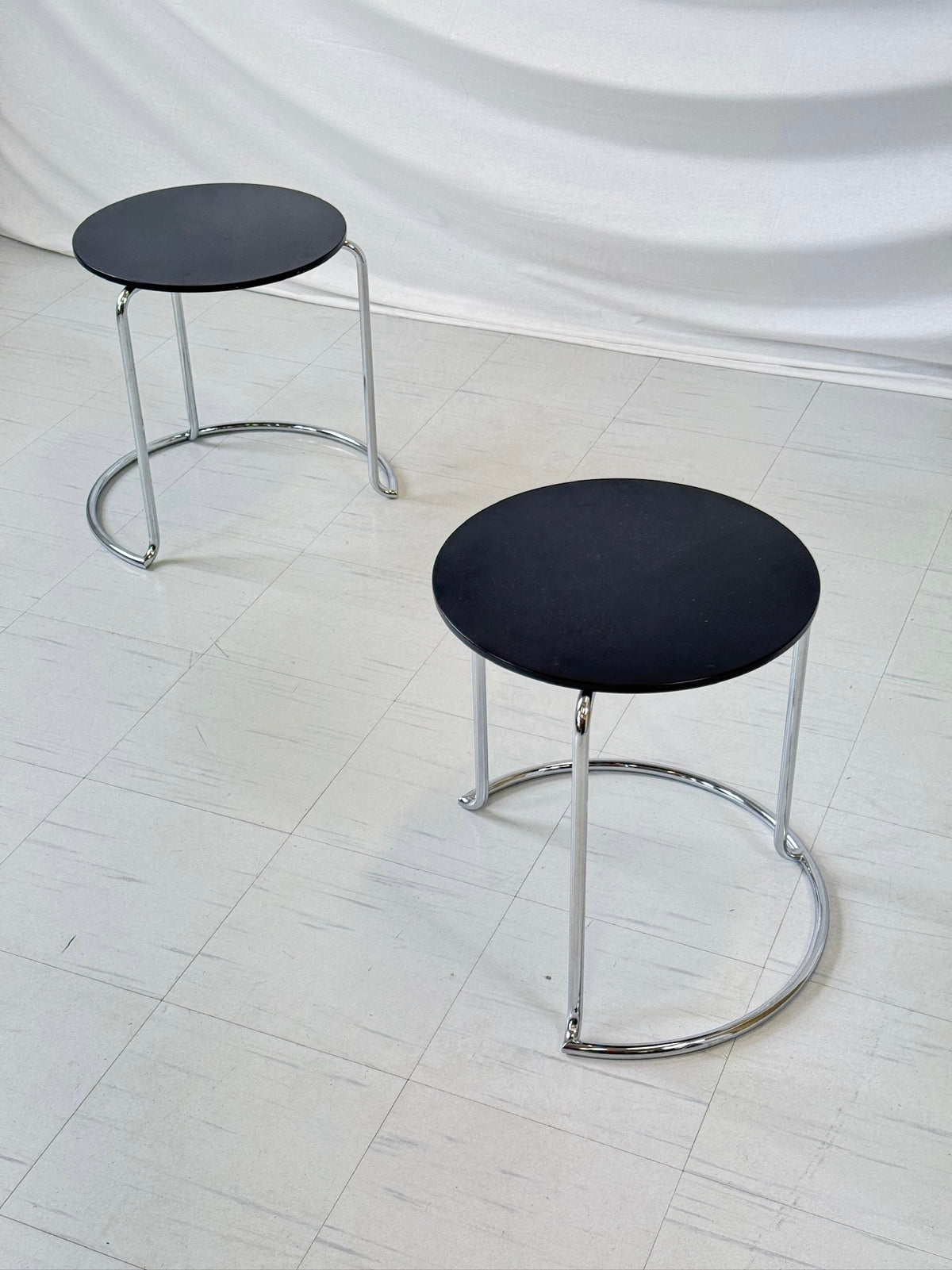 Artek sidobord 606 av Aino Aalto