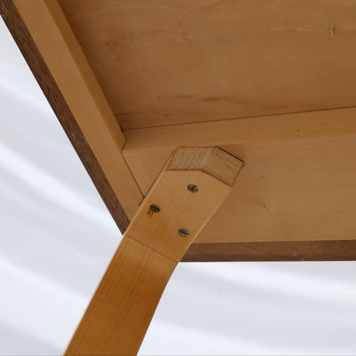 Aino Aalto matbord modell 95 A i mahogny för Artek