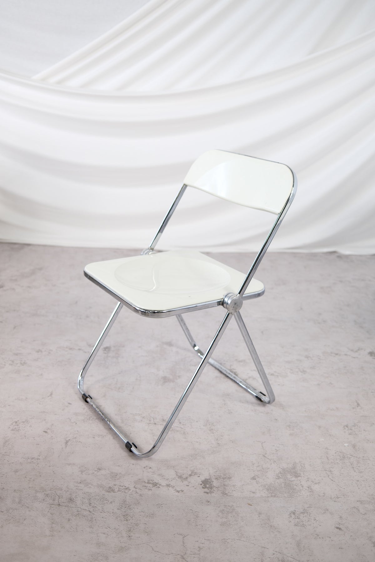 Iconic 1970s Plia Folding Chairs by Giancarlo Piretti for Anonima Castelli