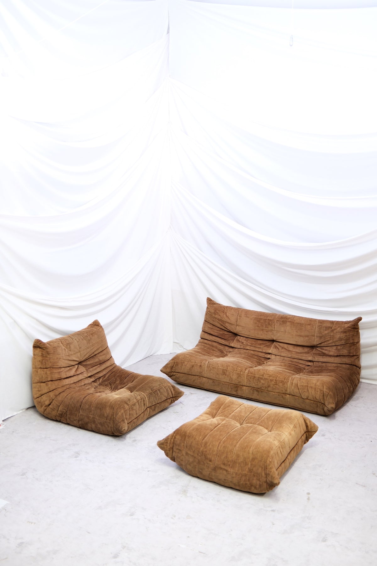 Ligne Roset Togo vintage soffgrupp – brun sammet