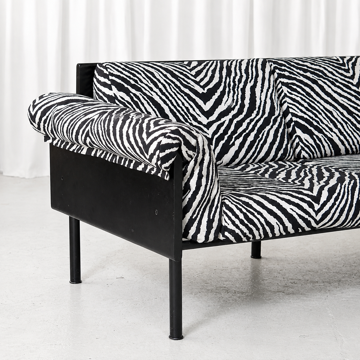 Yrjö Kukkapuro Ateljee 3-sitssoffa, Zebra